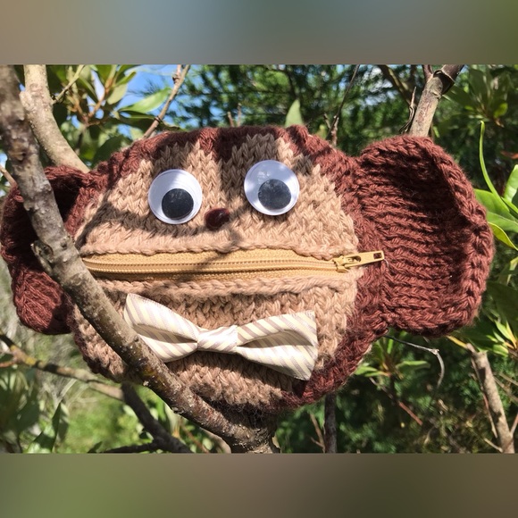 Handmade Knit Monkey Zipper Mouth Wild Bunch Coin Purse Wallet One Of A Kind - Picture 2 of 13
